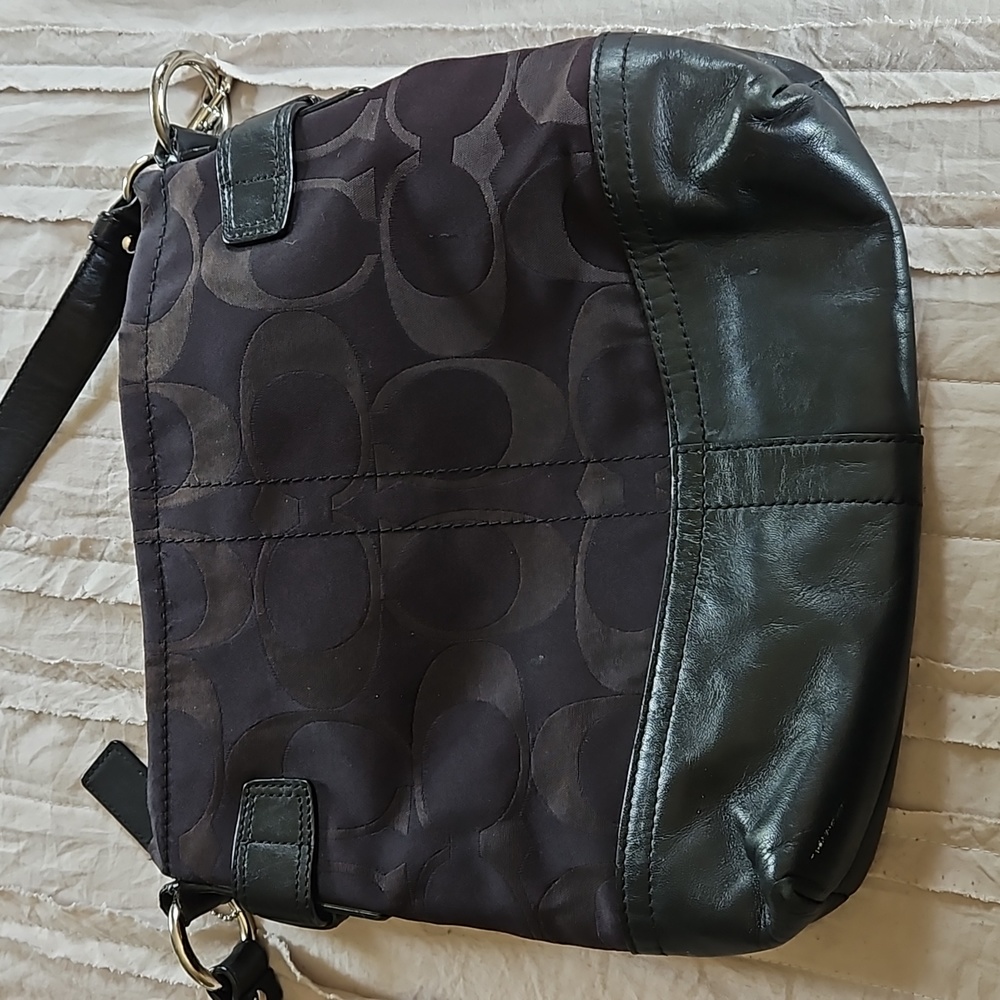 Coach crossbody - Picture 4 of 4